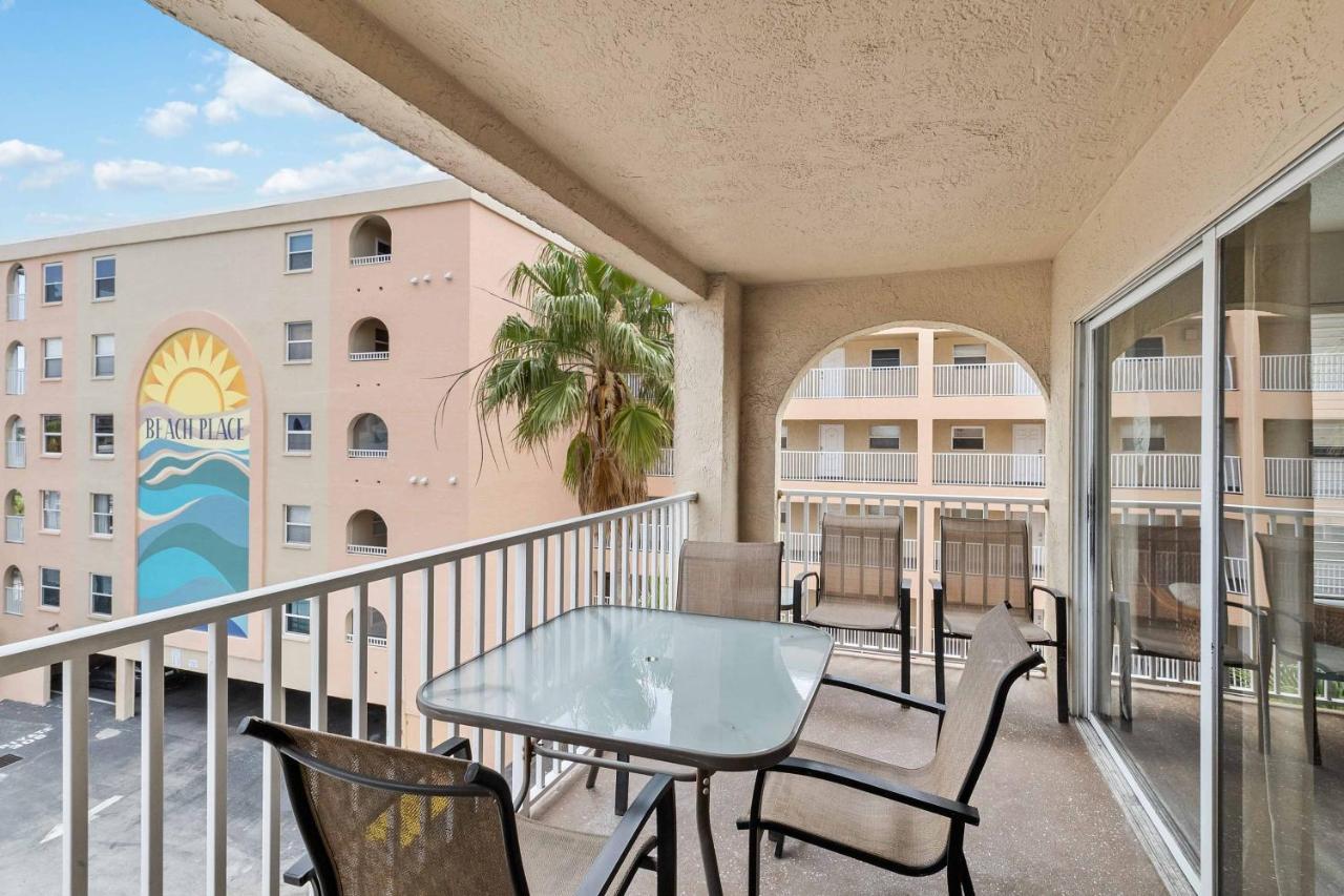301 Beach Place Condos St. Pete Beach Exteriör bild