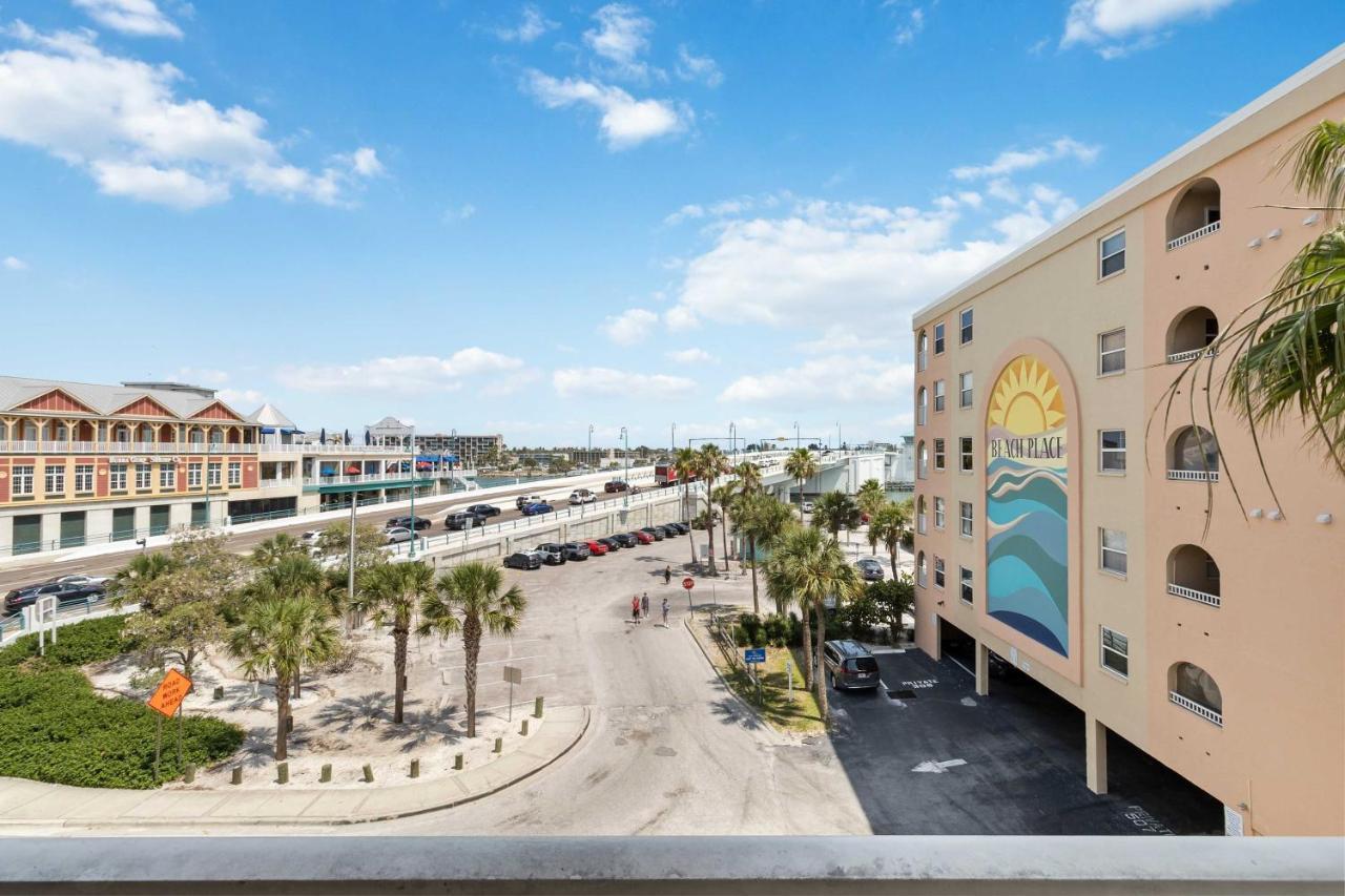 301 Beach Place Condos St. Pete Beach Exteriör bild