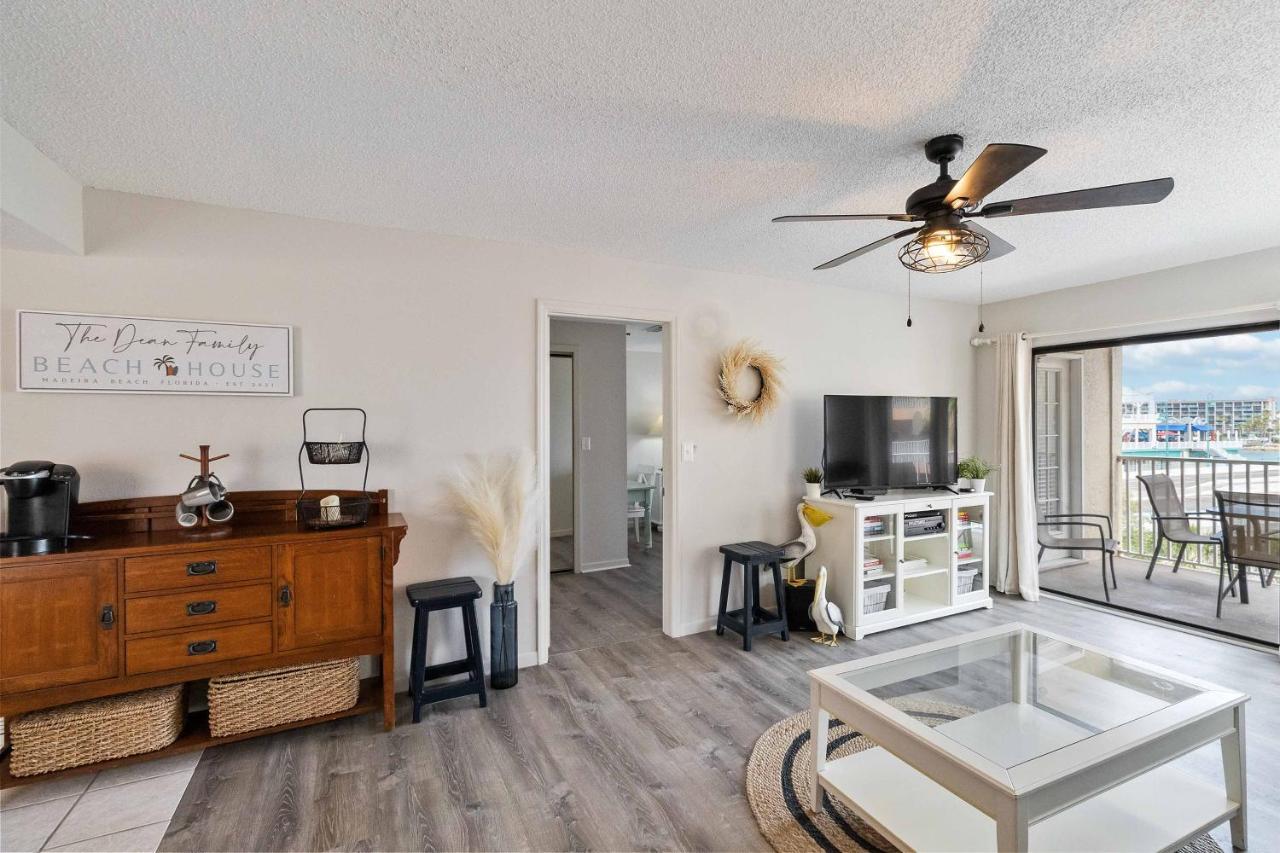 301 Beach Place Condos St. Pete Beach Exteriör bild
